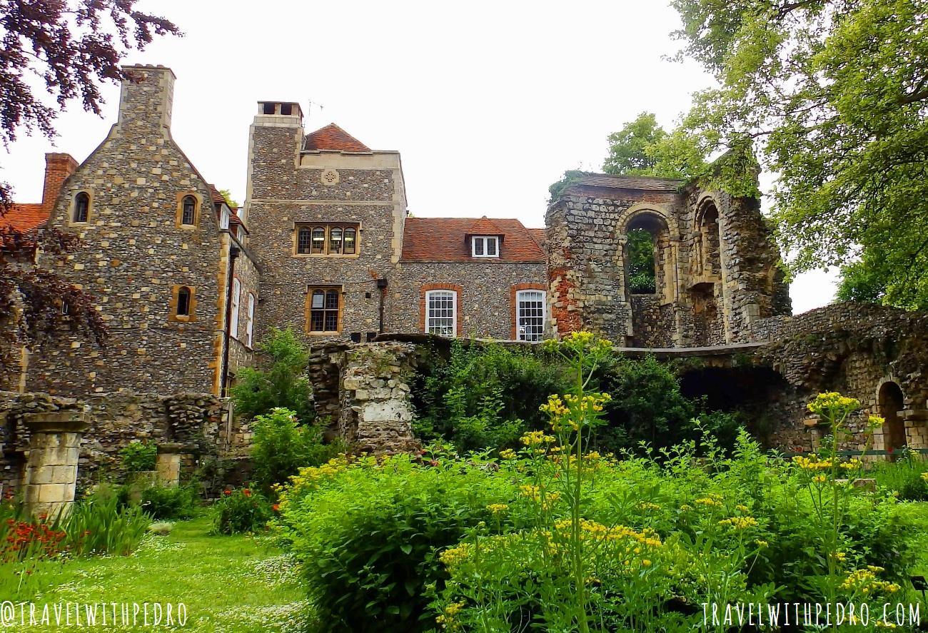 Day Trip to Leeds Castle and Canterbury Cathedral