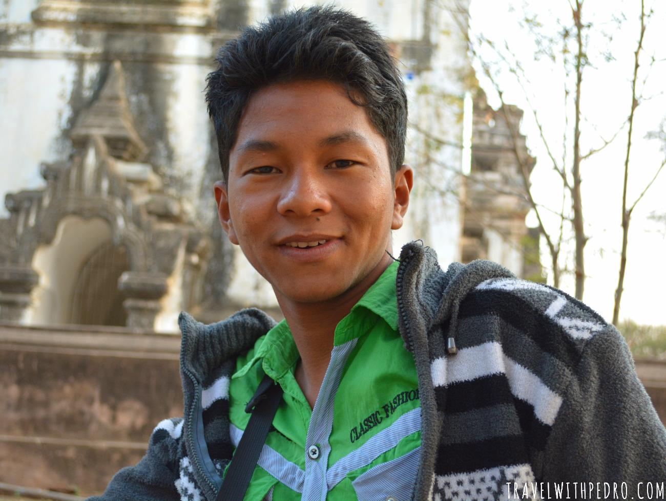 People of Myanmar: Bagan Painter