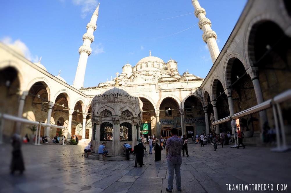 Yeni Cami Istanbul New Mosque Visiting Hours