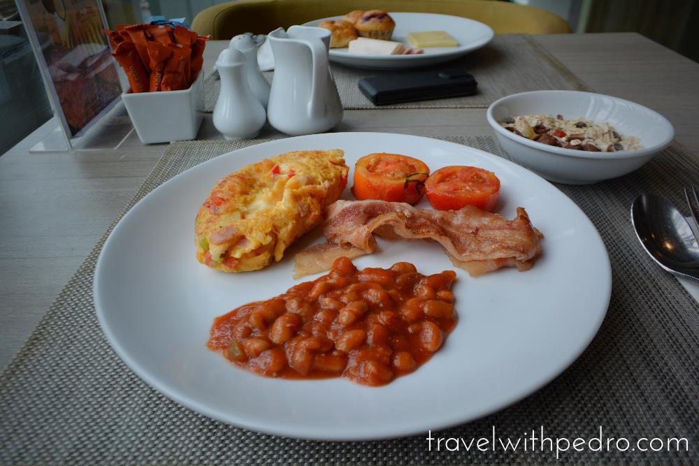 Novotel Phuket Karon Beach Resort and Spa Review
