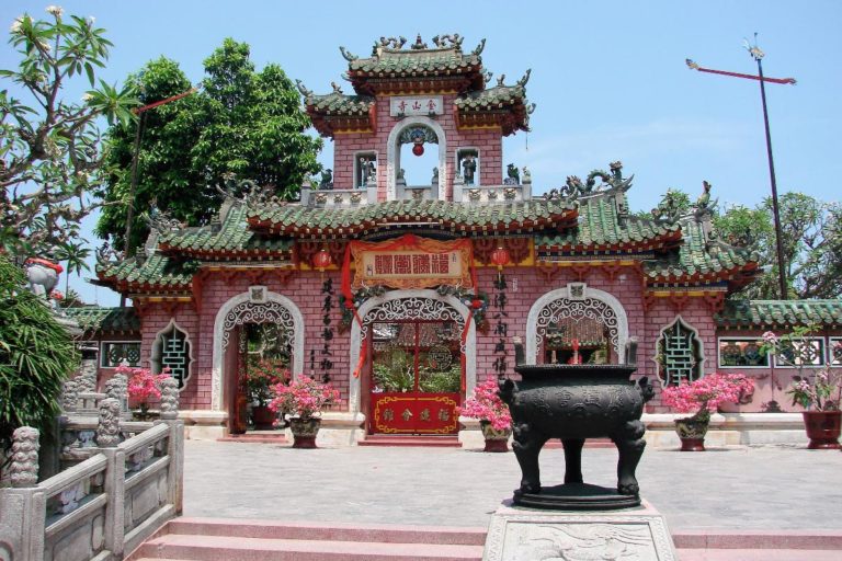 Top 10 Things To Do in Vietnam
