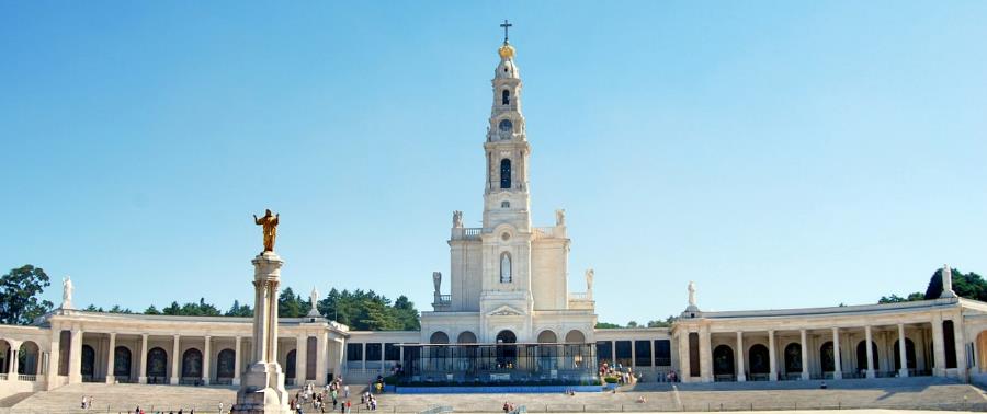 Day Trips From Lisbon: Fatima