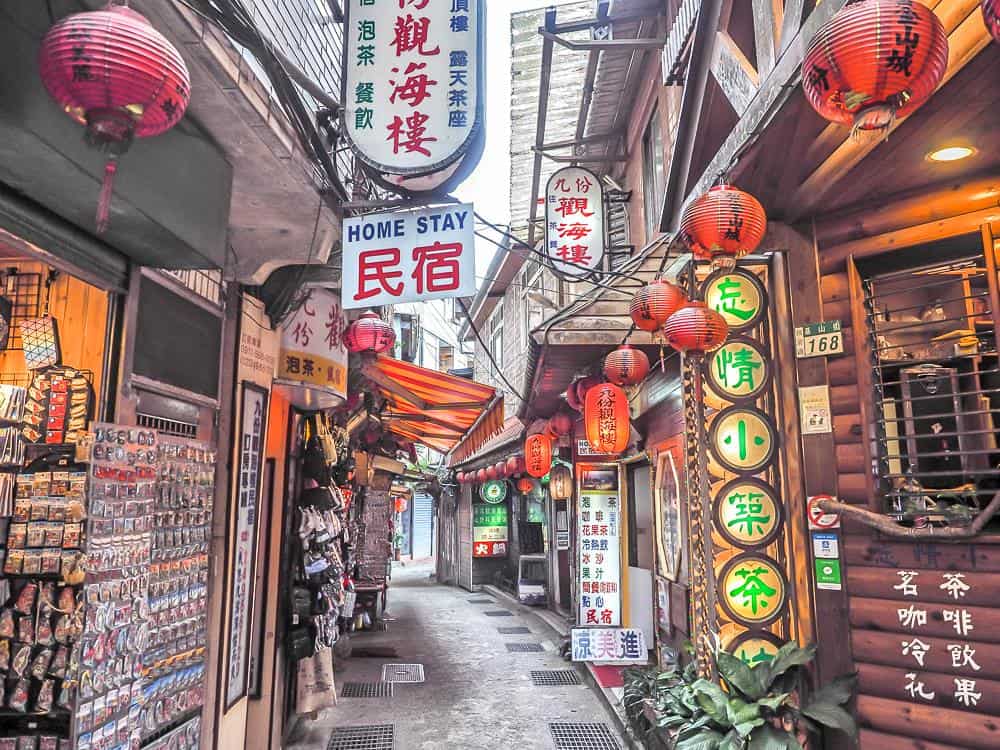 3-day Taipei itinerary: visit Jiufen