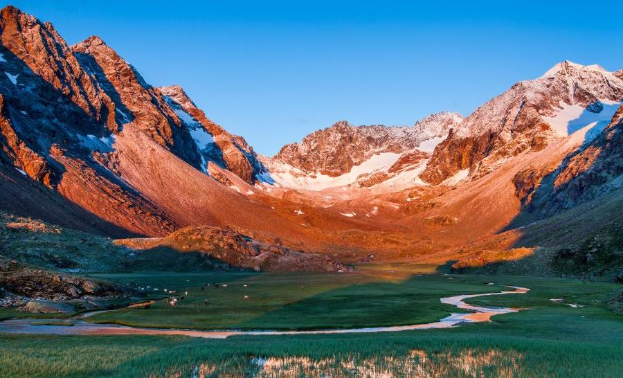 Hiking in Austria's Stubai Valley Mountains