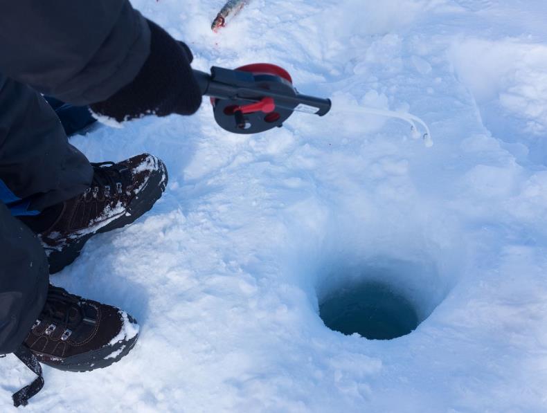 Ice fishing in Lake Nipissing